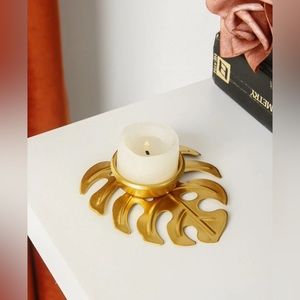 2 Leaf candle holder (set of 2)perfect for battery operated tealights / candles